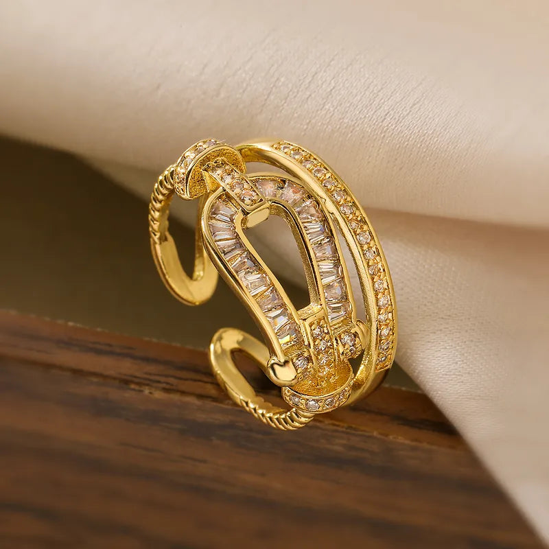 Anillo de herradura ajustable dorado
