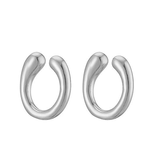 Earcuff color plateado en forma de