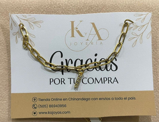 Cadena con Dije circonita letra I
